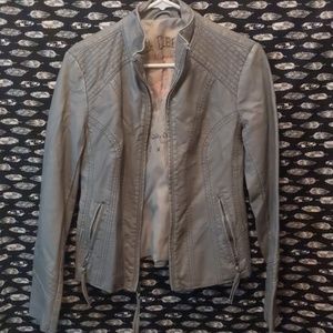 🍒✨✨HOST PICK✨✨🍒Big Chill Vintage Silver J
